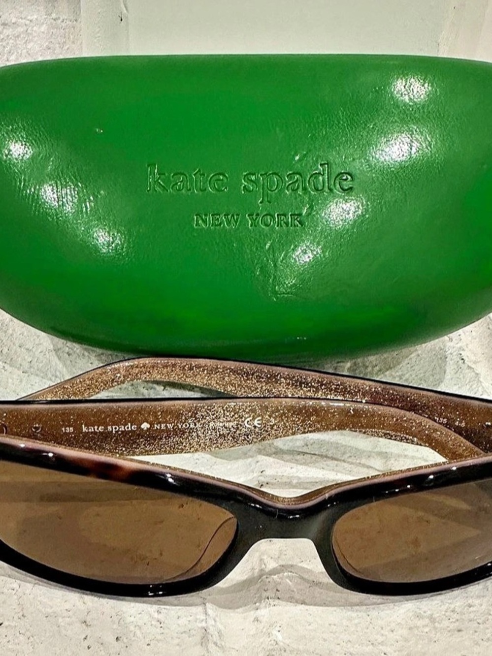 kate spade Polarized Brown Sunglasses with Case Like New